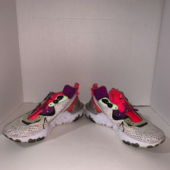 Size 10.5 - Nike React Vision Barely Volt Pink 2020 - Picture 3 of 7